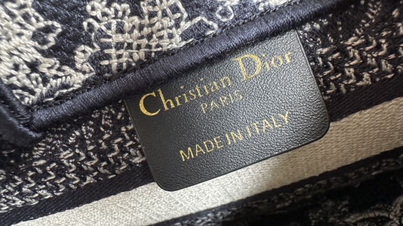 Christian Dior Shopping Bags